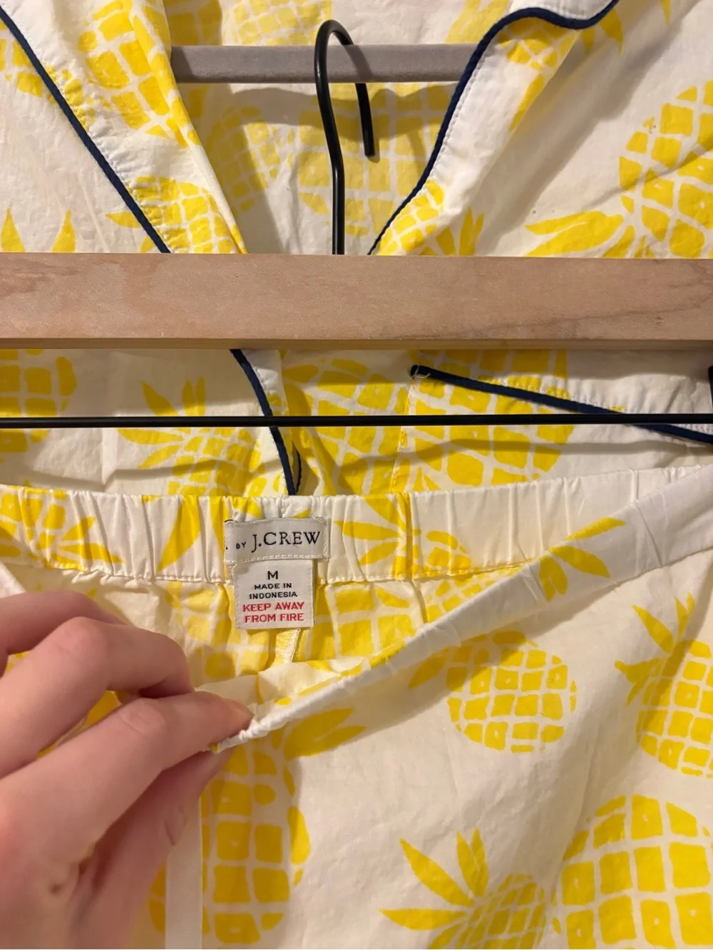 J By J. Crew Pineapple Cotton Women’s Lightweight Pajama Set